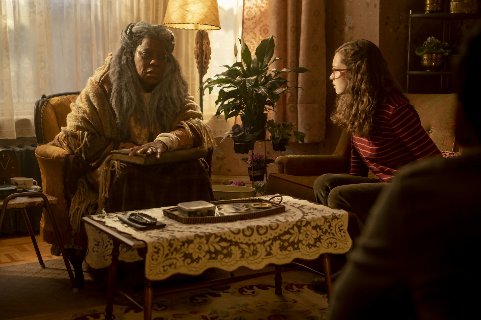 סיפורים מפחידים שמספרים בחשכה