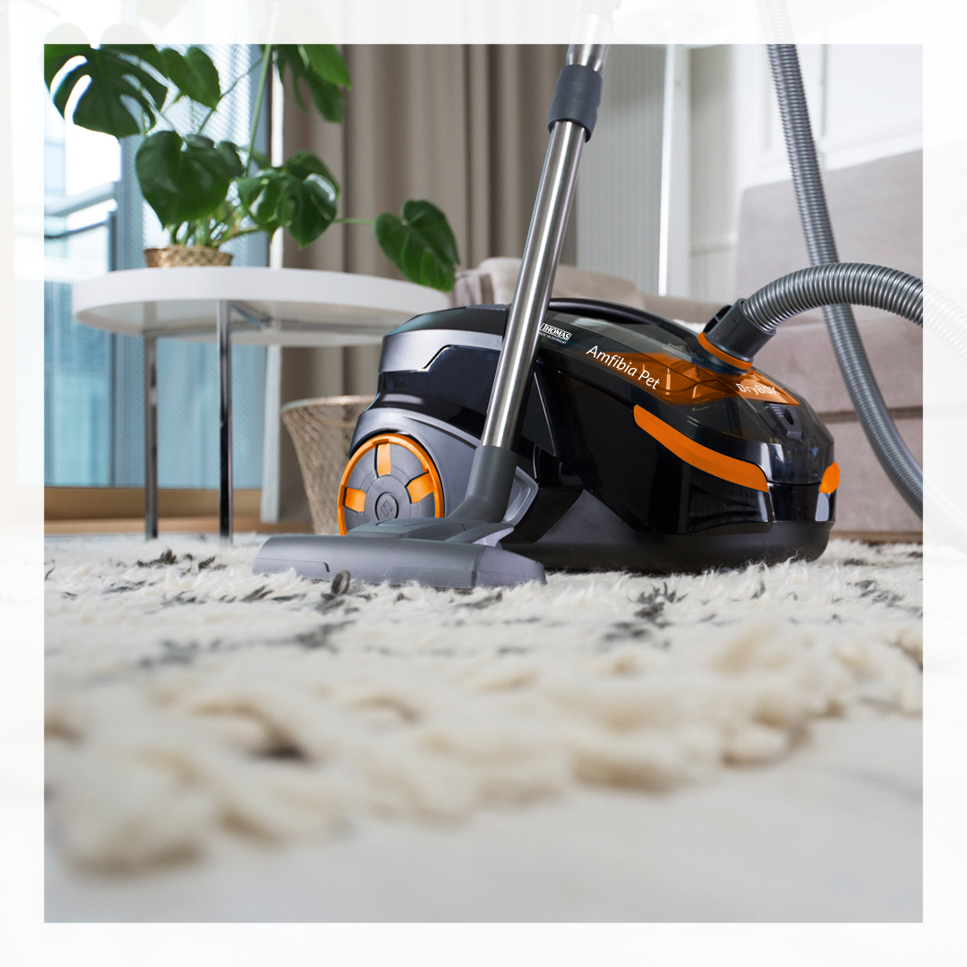 AMFIBIA-PET-thomas_10_bl