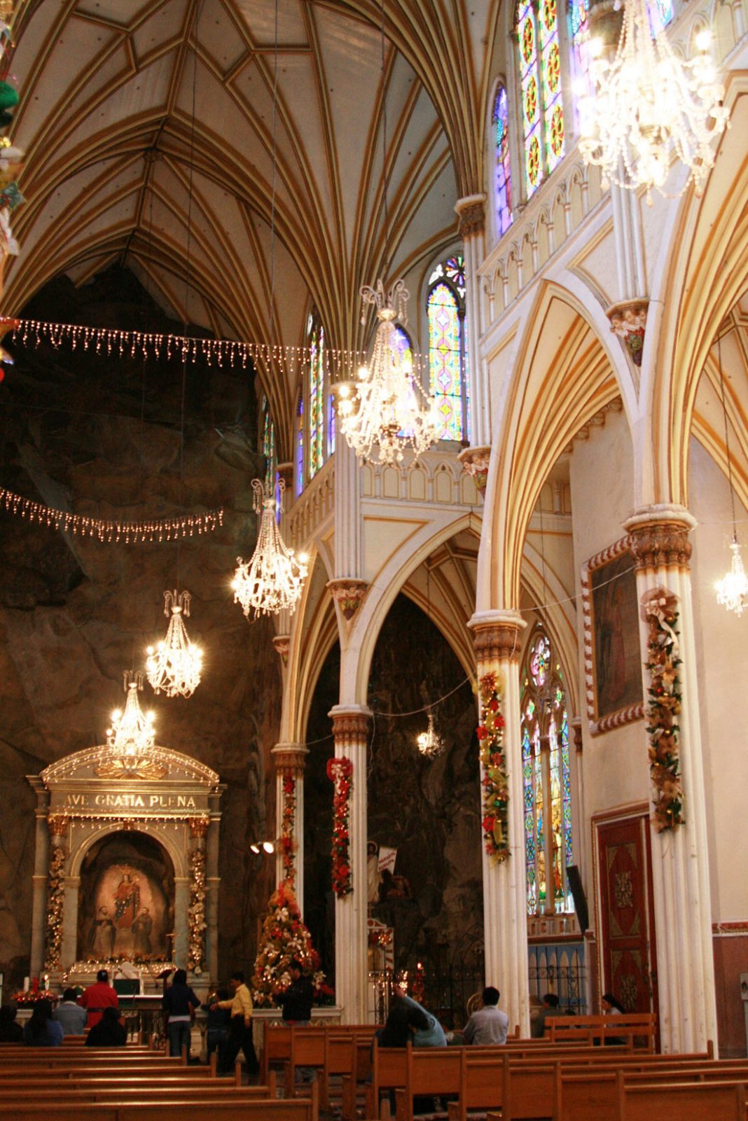 las-lajas-sanctuary-11-1068x1601
