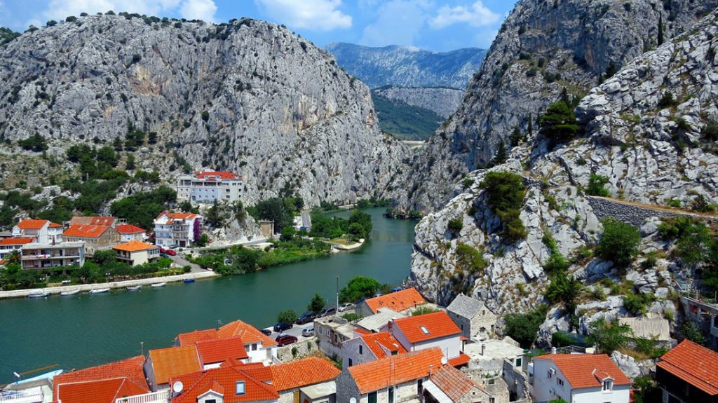 omis-5-1024x575