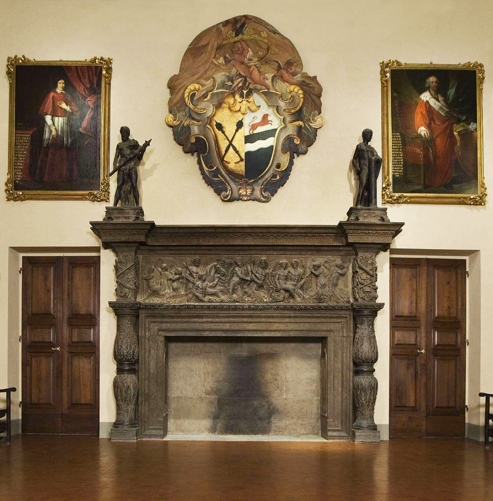 palaces-in-florence-9-3-1008x1024