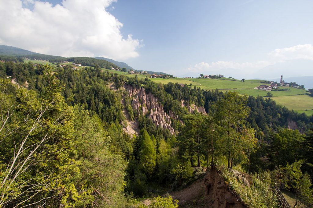 zemlyanye-stolby-renona-7-1024x683