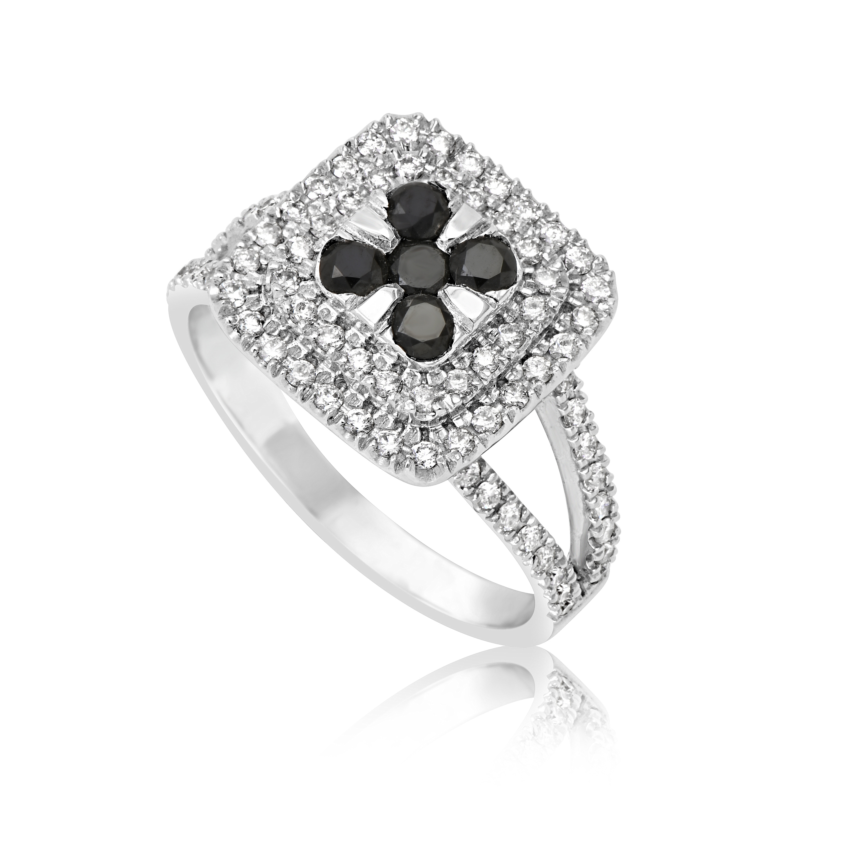 3 Кольцо из белого золота в форме квадрата