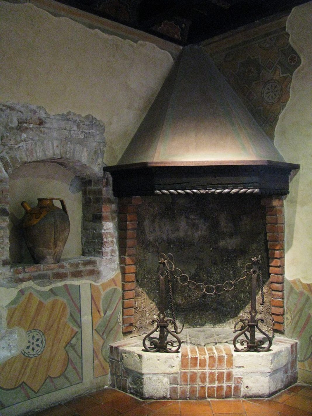 casa-di-giulietta-13-1068x1424