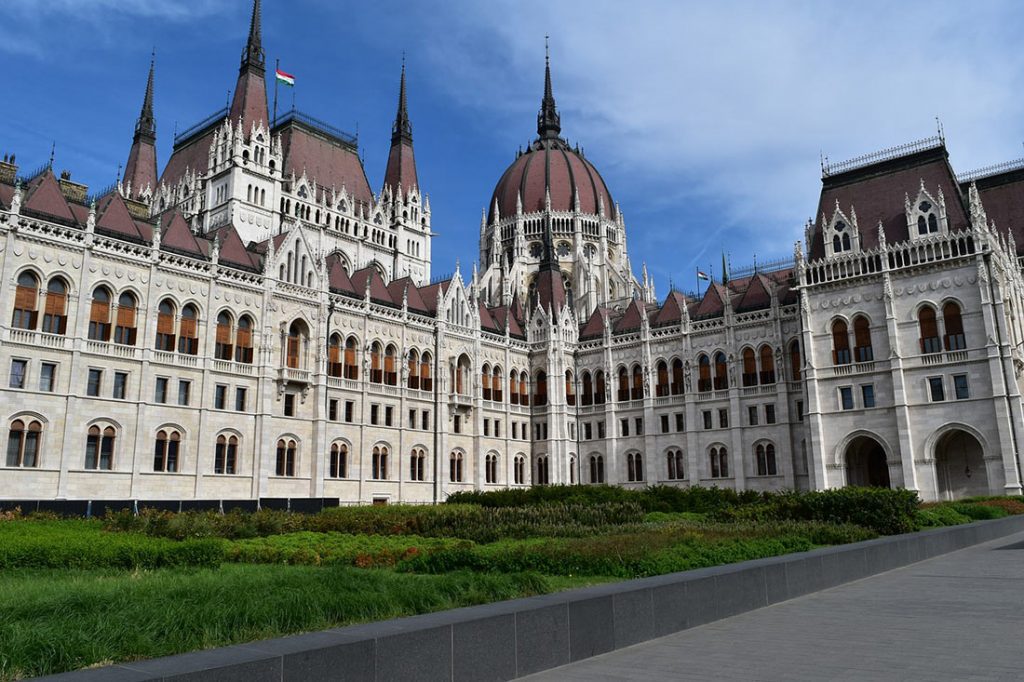 hungarian-parliament-6-1024x682