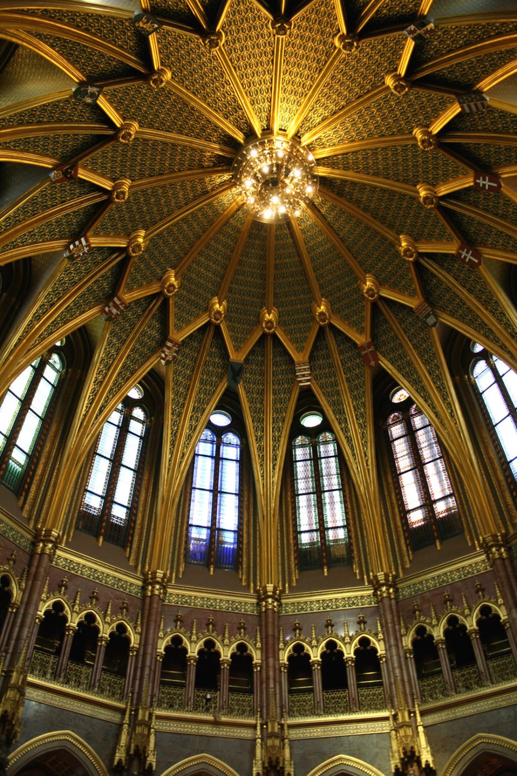 hungarian-parliament-8-1024x1536