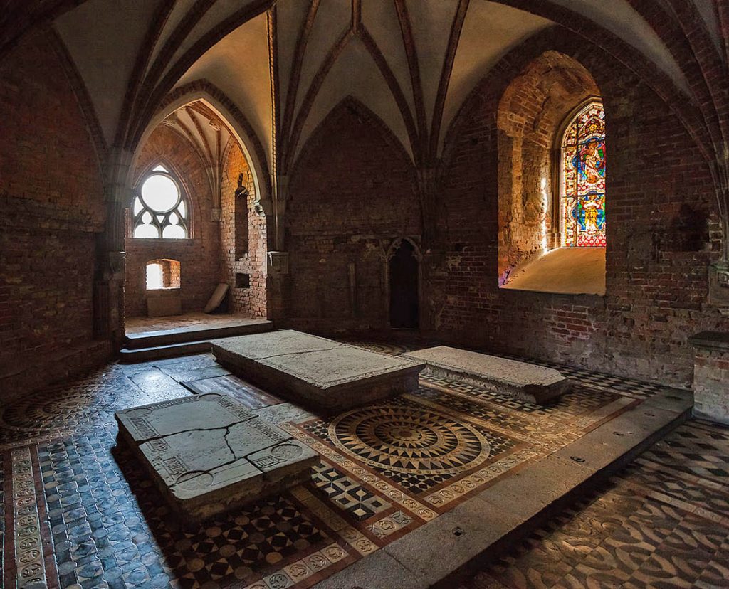 malbork-castle-13-1024x828