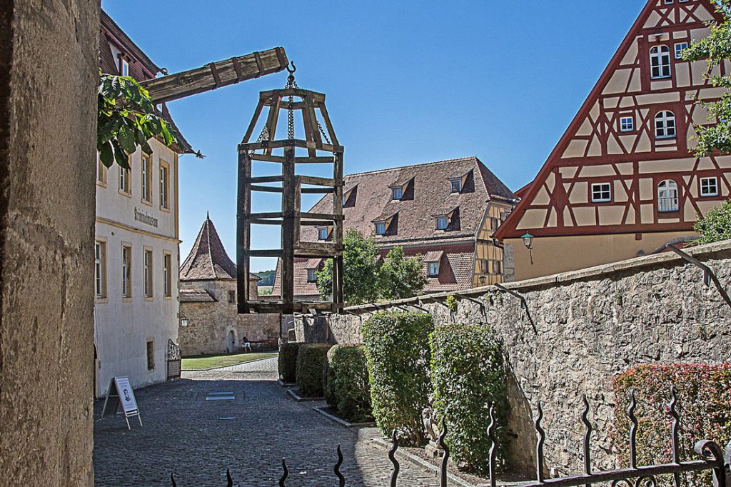 rothenburg-ob-der-tauber-13-1024x682