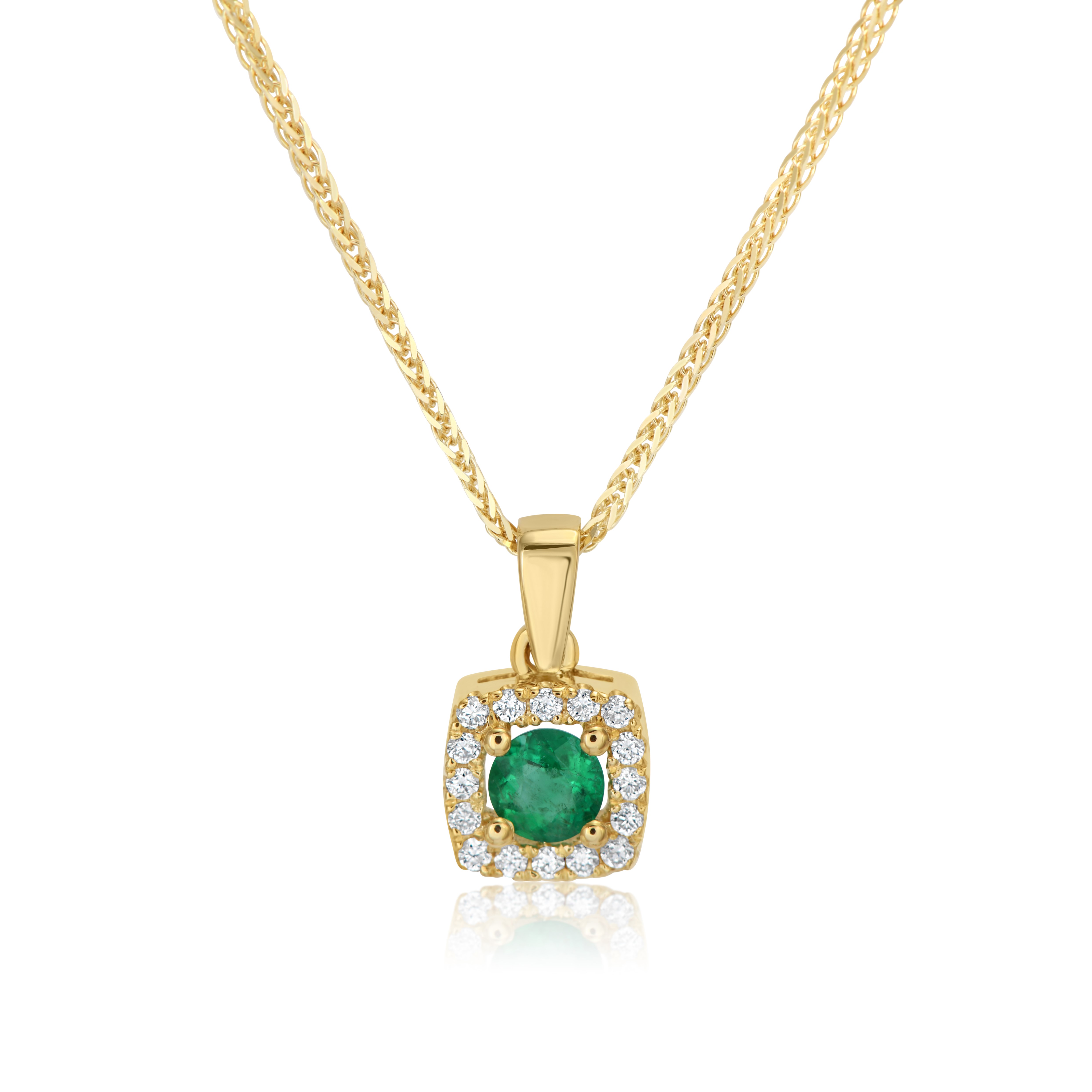 2. Роскошный кулон из желтого золота