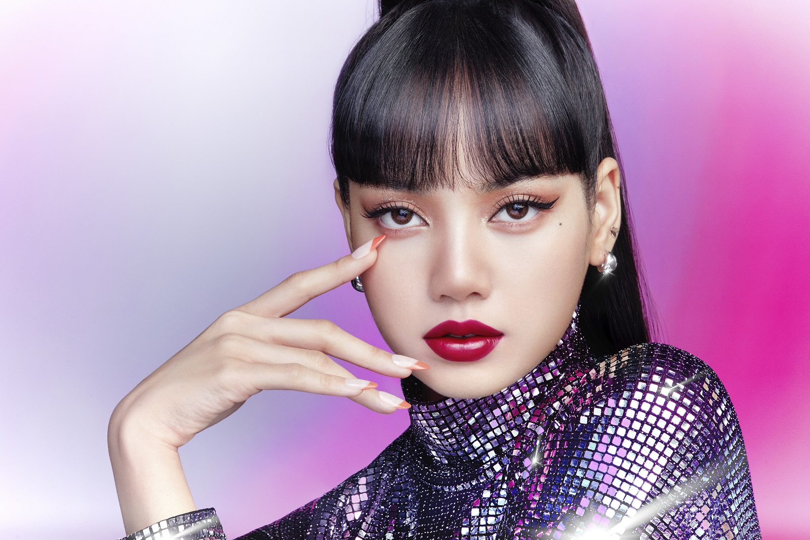 MAC_FY21_04_1351_KV_RGB300